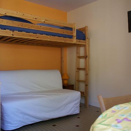 Ferienwohnung Au Coeur De Bourg Csm Courseulles-sur-Mer Zimmer foto