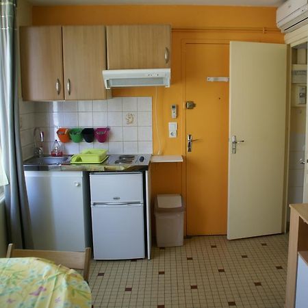 Ferienwohnung Au Coeur De Bourg Csm Courseulles-sur-Mer Zimmer foto